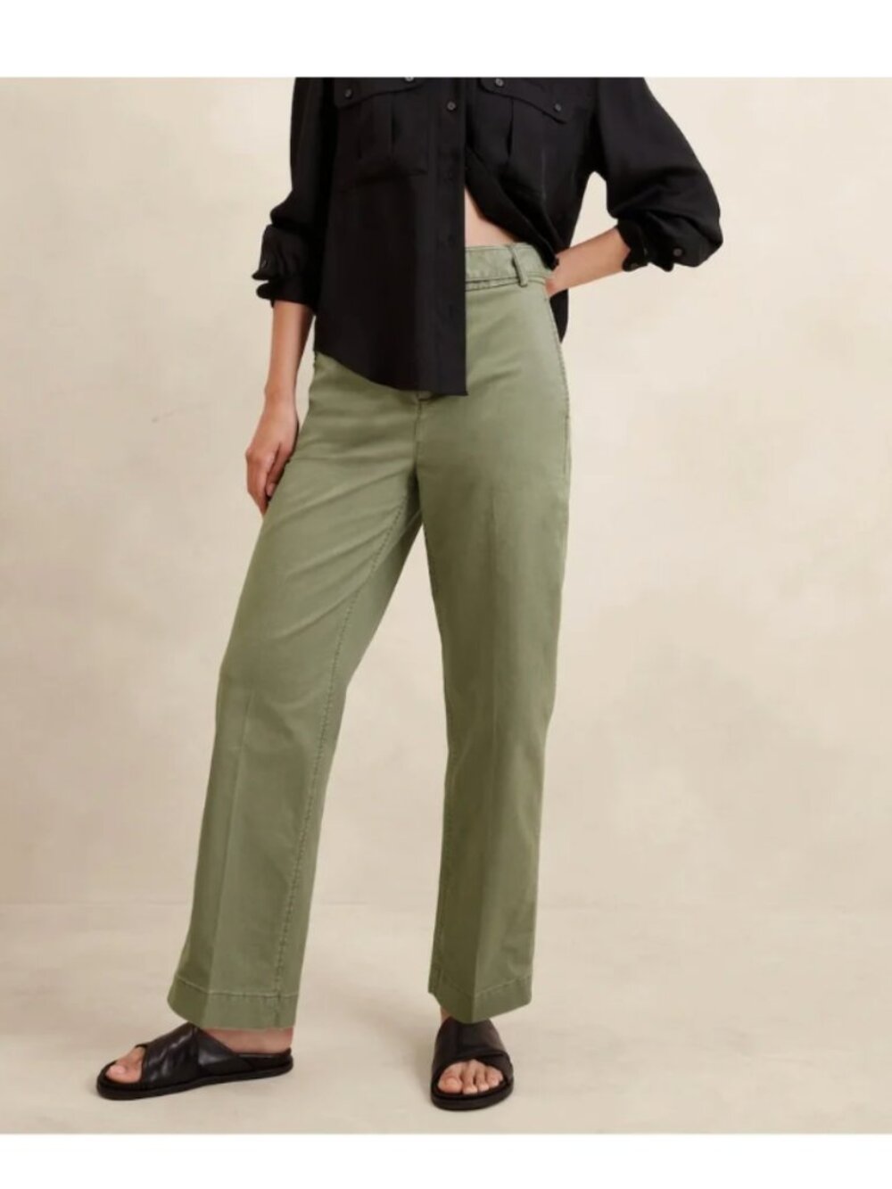 Banana Republic Authentic Chino Pants
